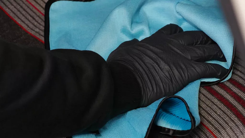 Stoffen autobekleding reinigen