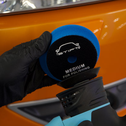 Stipt Mini Polish Pad Medium op de Mini Dual Action Polisher Pro