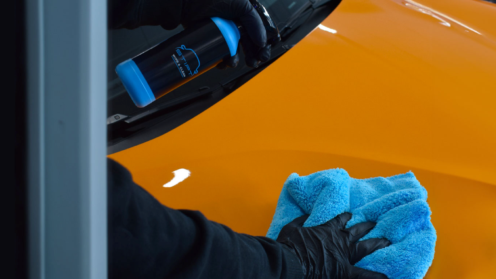 Auto wassen zonder water